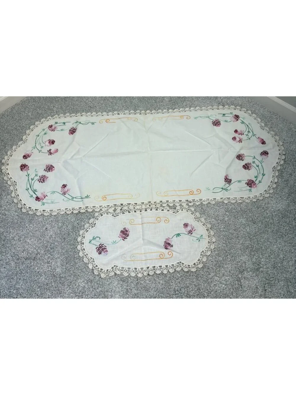 Vintage Table Topper Dresser Doily Unbranded Embroidered Lace Accent Flawed